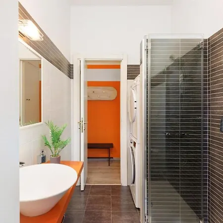Centre - 5min From Bgy Airport, Wifi, Ac *